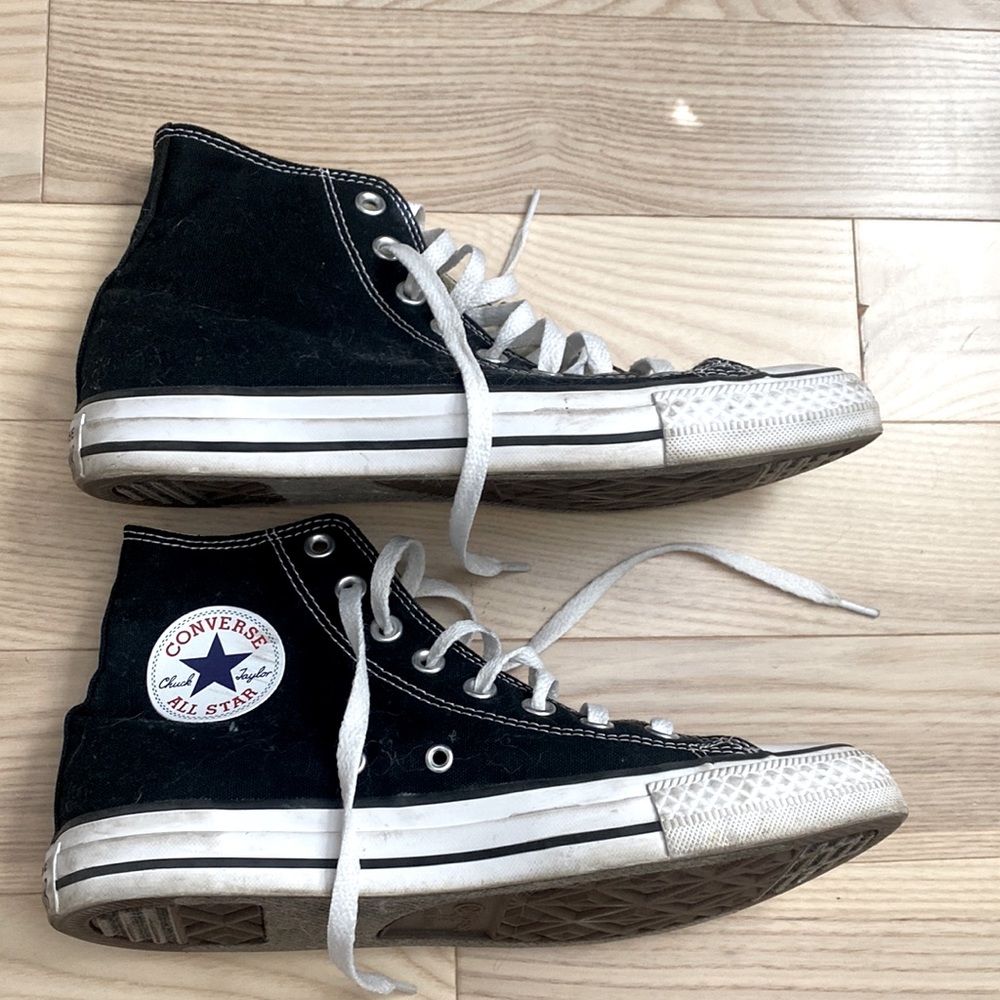 Converse high top